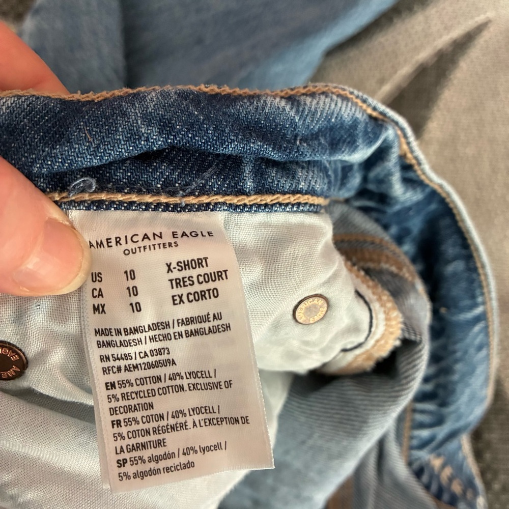 American Eagle Jeans - Picture 3 of 4